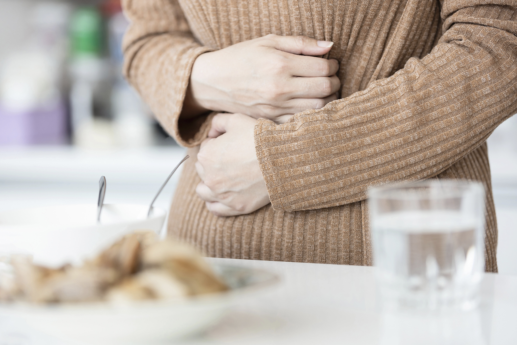 Mr Shiyam Nizar, London Bowel Doctor, diagnosis & treatment of Hernias Frimley, Surrey, London